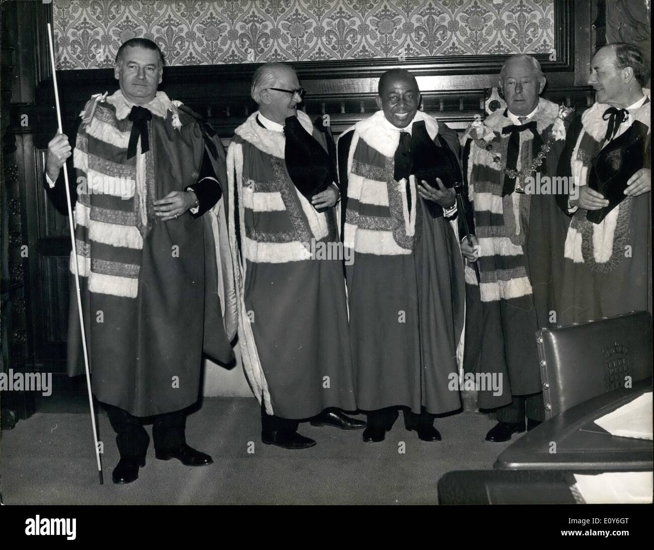 3. März 1969 Sir Learie Constantine nimmt seine Wärme an das House Of