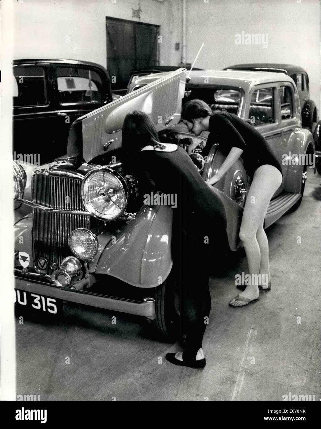 Abdankungskrise von edward viii -Fotos und -Bildmaterial in hoher Auflösung – Alamy