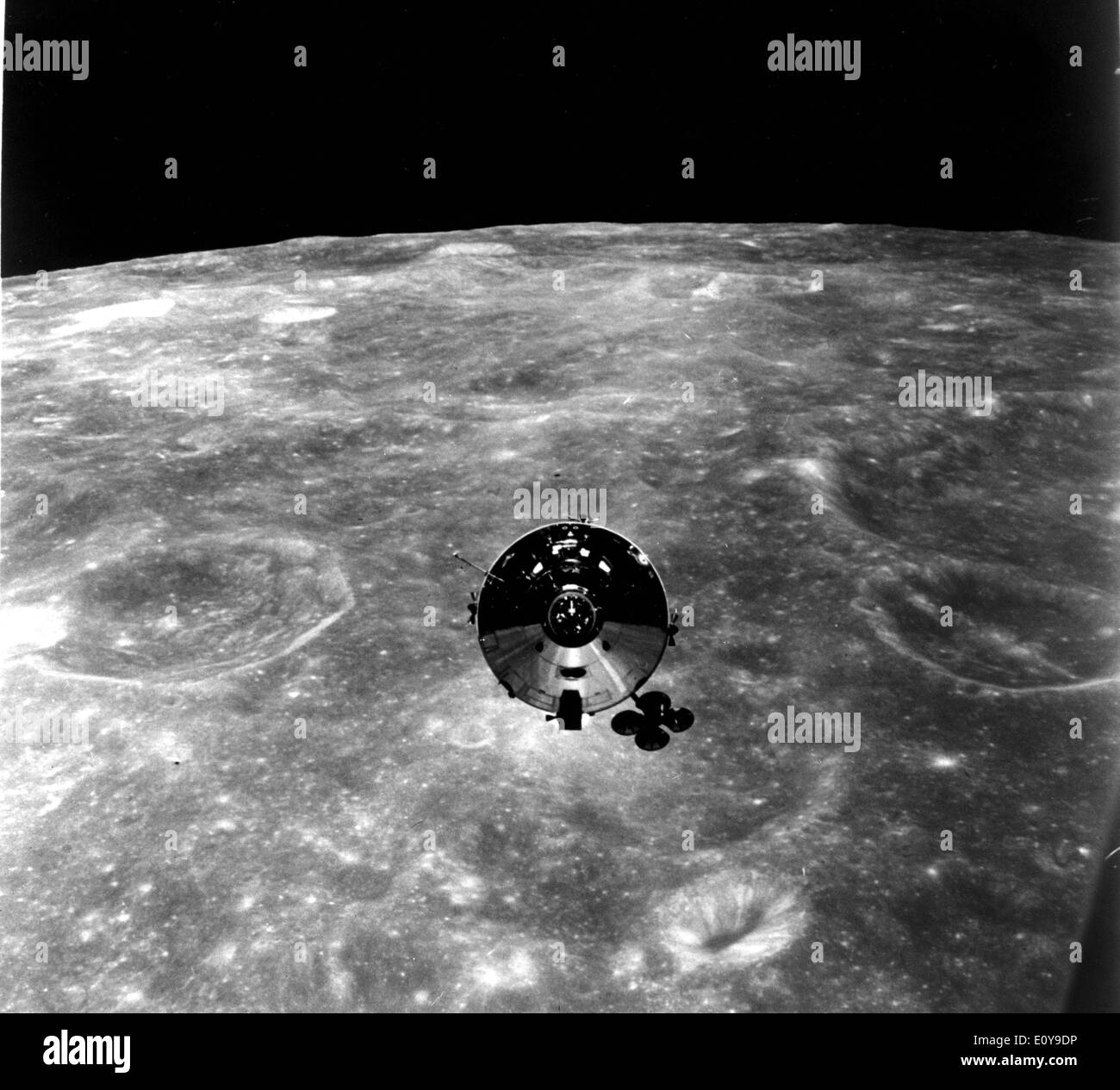 30. Mai 1969; IM RAUM; Der Apollo 10-Command-Modul aus der Mondlandefähre nach Trennung in einer 70-Meile hoch fotografiert Stockfoto