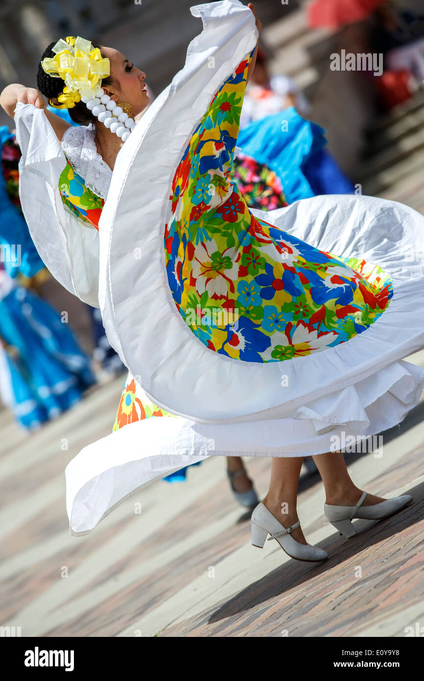 Mexikanische Tänzer, Cinco de Mayo Feier, Civic Center Park, Denver, Colorado, USA Stockfoto