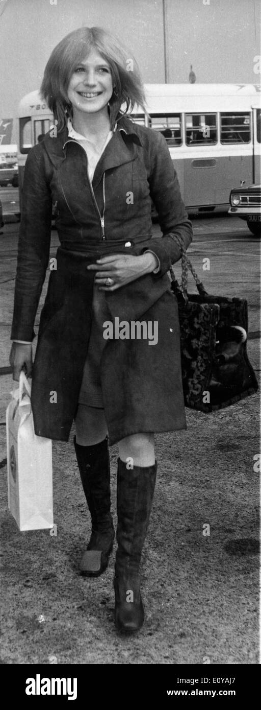 Sep 12, 1969; London, England, Vereinigtes Königreich; MARIANNE FAITHFULL, Freundin von Mick Jagger der Lead-Sänger der berühmten britischen Rockgruppe The Rolling Stones, mit denen Jagger und Richards mehrere Songs komponiert. Stockfoto