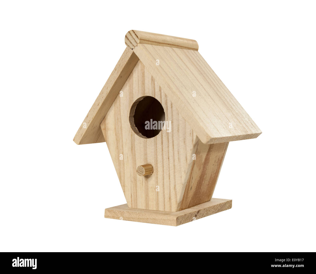 Kleine Holz Vogelhaus isoliert auf weiss. Stockfoto