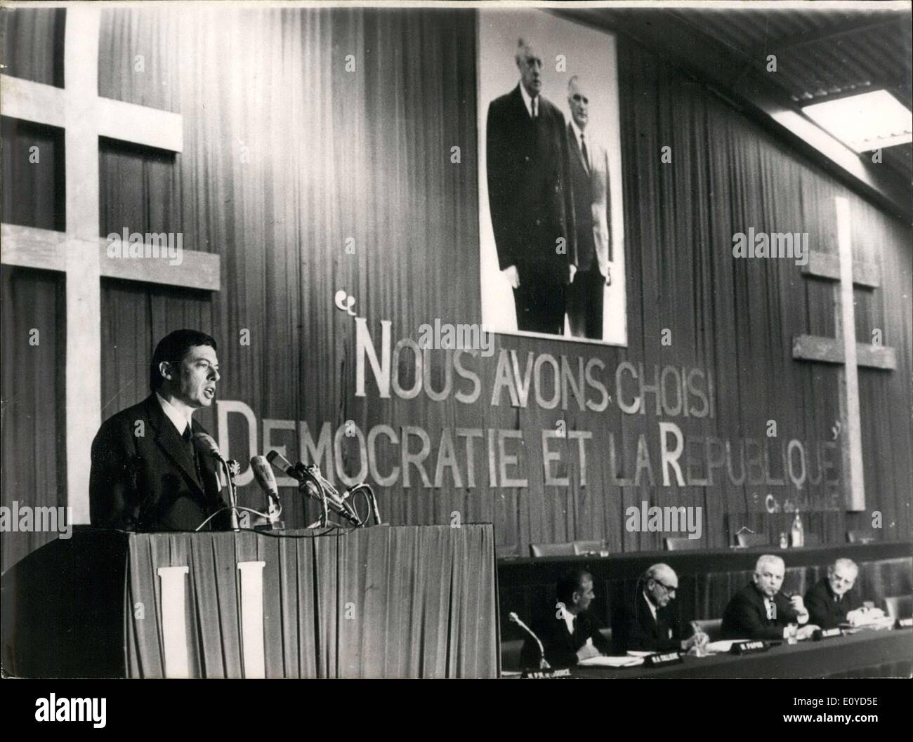 29. November 1969 - Vereinigung der Demokraten für der Republik Robert Poujade sprechen APRESS.c Stockfoto
