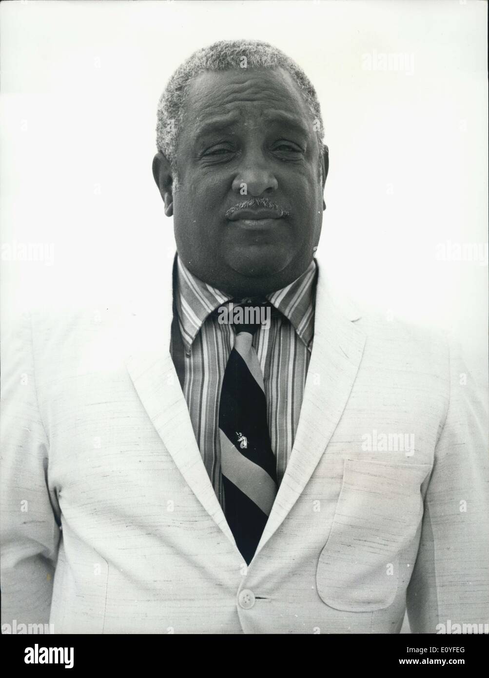 1. Januar 1970 - britische Hounduras-weltweit neueste Hot-Spot? Britisch-Honduras, die einzigen britische Kolonie in Mittelamerika sieht schnell zum Zentrum eines neuen internationalen Flare-up. In den nächsten Tagen wird es verstanden, die Royal Navy Angriff Träger Ark Royal, mit 30 Buccaneer und Phantom-Bomber an Bord, in Belize, die größte Stadt und ehemalige Hauptstadt Fofthe 120.000-Einwohner-Abhängigkeit angekommen. Sechs andere Schiffe und 4.000 Truppen sind auch als Überschrift für Britisch-Honduras gemeldet. Stockfoto