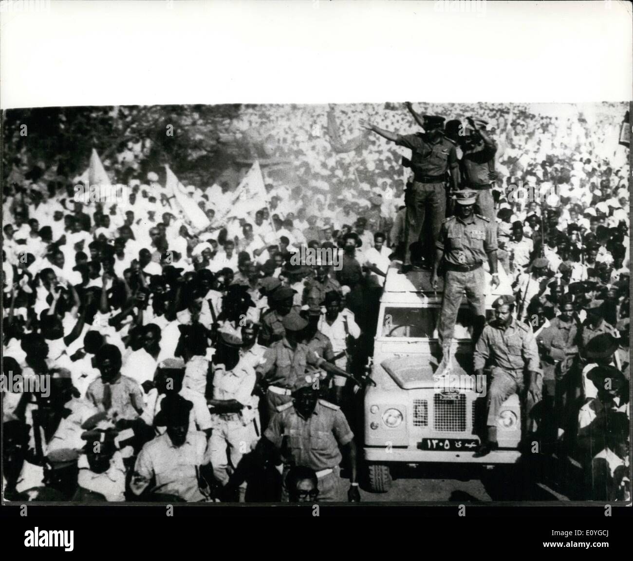 4. April 1970 - Imam in Fluchtversuch getötet: Imam Al Hadi Al-Mahdi wurde getötet (31. März) als Revolte gegen ihre Gime von Major-General Numeiry, Premierminister und Führer des revolutionären Rates des Sudan versuchte, nach Äthiopien nach Ab zu entkommen versucht. General Numeiry sagte, dass nach die Armee Widerstandsnester Aba-Insel, der Weiße Nil Hochburg der den Iman und seinen Anhängern Iman bat um Zeit, sich selbst aufzugeben, sondern versuchte, die Grenze nach Ehtiopia liquidiert hatte Stockfoto