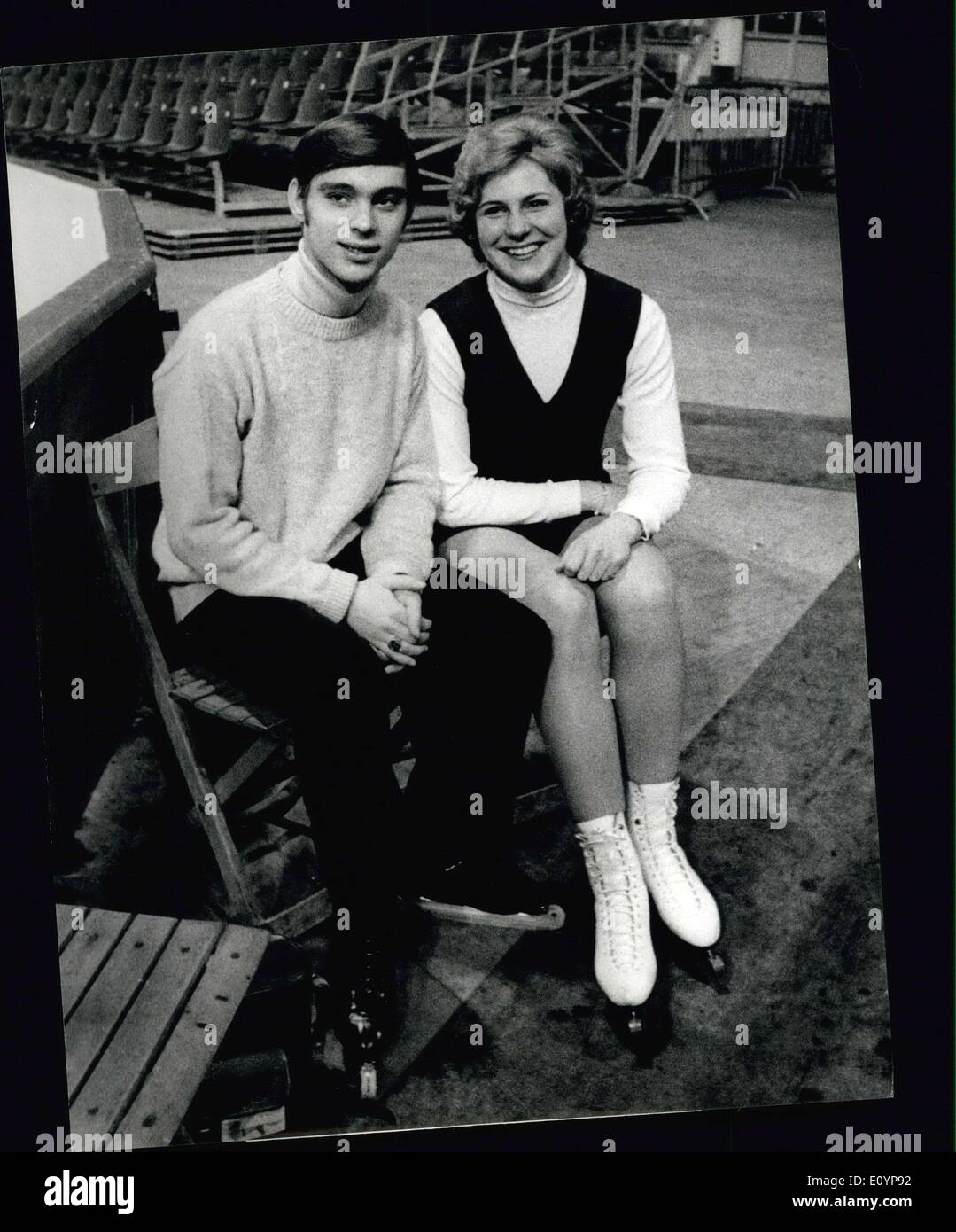 Eiskunstlauf europameisterschaft Fotos und Bildmaterial in hoher