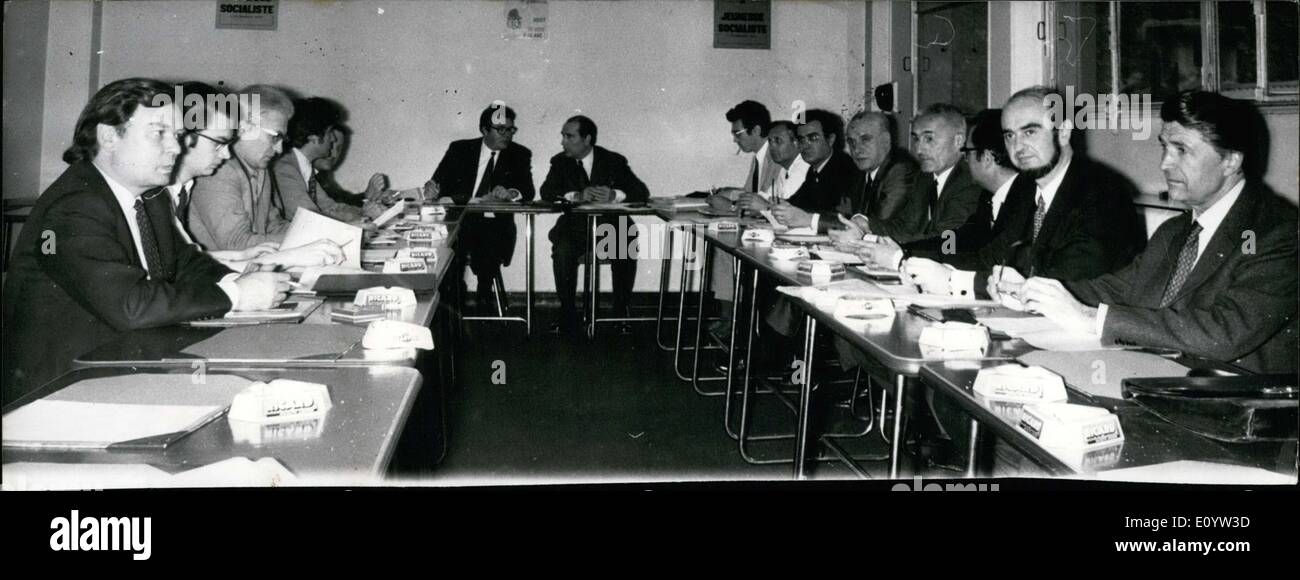 22. Juni 1971 - nach der jüngsten Kongress der United Sozialdemokraten, die französische Sektion von Workers' International nur Neumitglieder Büro gewählt und hielt ihre erste Sitzung in ihrer Zentrale in Paris in Anwesenheit der neue Sekretärin, Francois Mitterrand. Stockfoto