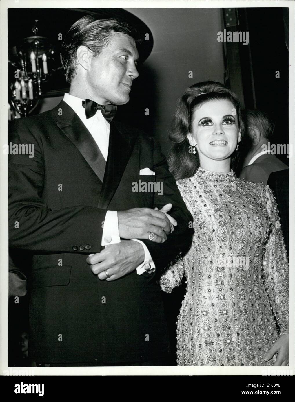2. Februar 1972 - Ann Margaret und Ehemann Roger Smith. Stockfoto
