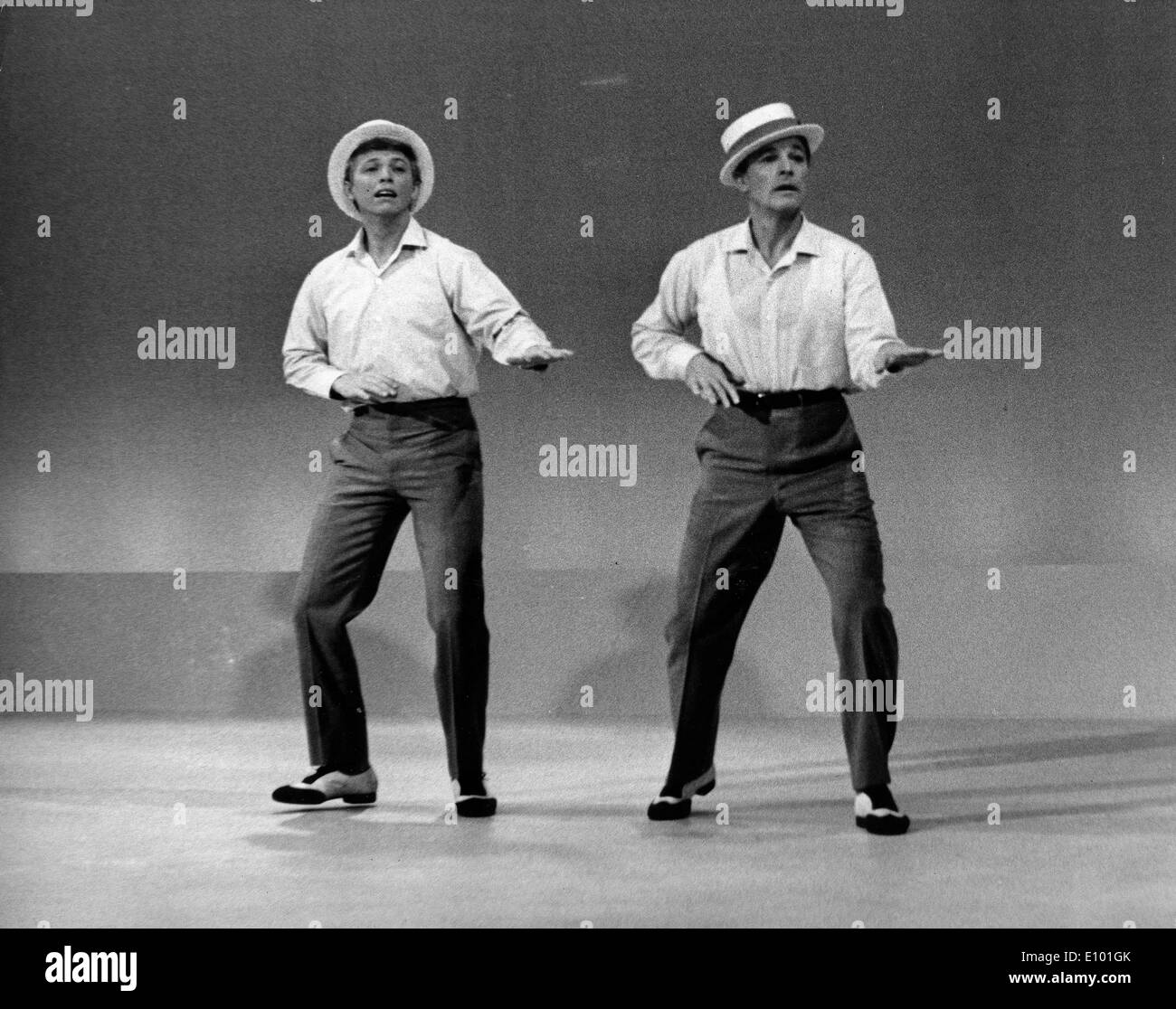 Gene Kelly und Tommy Steele Praxis für TV Stockfoto