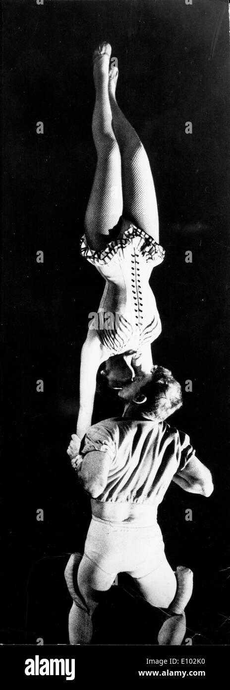 Burt Lancaster und Gina Lollobrigida im Trapez Stockfoto