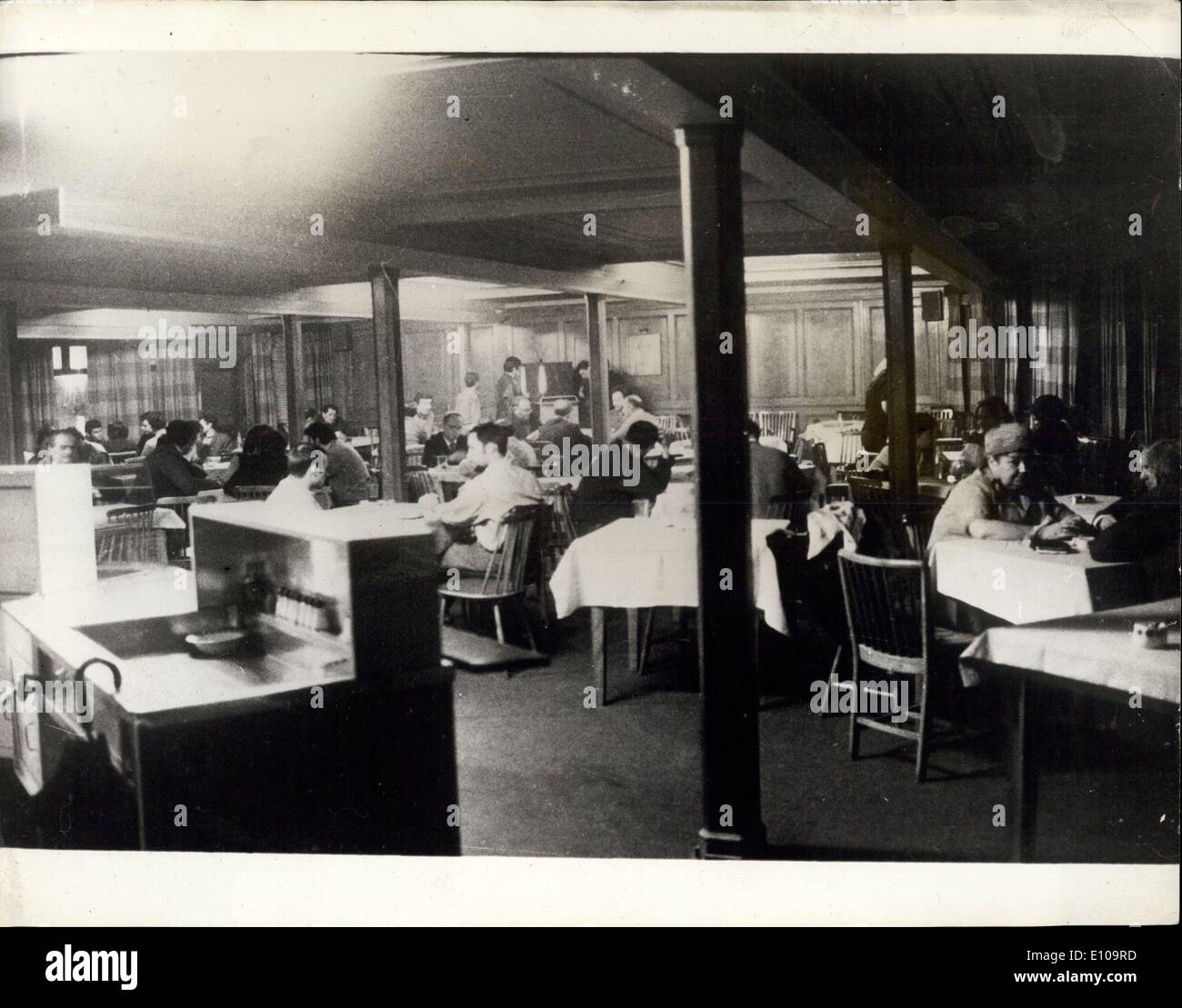 1. April 1970 - Hotelschiff als Heimat für polnisch-jüdische Flüchtlinge in Dänemark: das Hotelschiff '' St. Lawrence'', die in den zwanziger Jahren als eine kanadische Dampfschiff begann, ist im Hafen von Kopenhagen, dient als ein Haus für eine polnisch-jüdische Flüchtlinge, Asylbewerber in Dänemark. Die St.-Laurentius bietet Platz für 500 Personen täglich - aber einige mehr dort leben, bis der dänische Staat und Regierung kann viele Probleme lösen. Wenn die Flüchtlinge in Dänemark ankommen werden sie normalerweise auf dem Hotelship Schiff gesetzt bis dänische Flüchtlingsorganisationen Hilfe dann in Unterkunft in der Stadt platzieren können Stockfoto