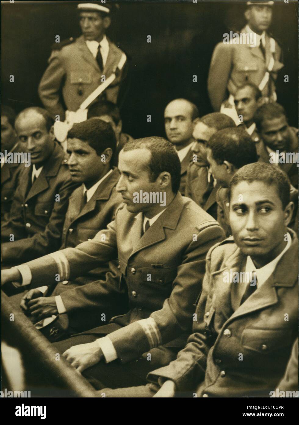 11. November 1972 - unter den Autoren von dem Attentat auf König Hassan II am letzten 16. August 8 wurden zum Tode verurteilt und 38 wurden verurteilt zum Gefängniszeit, von 3 bis 30 Jahre. Patrick Ales Haute-Couture-Frisur genannt '' zweideutig derjenige " Stockfoto