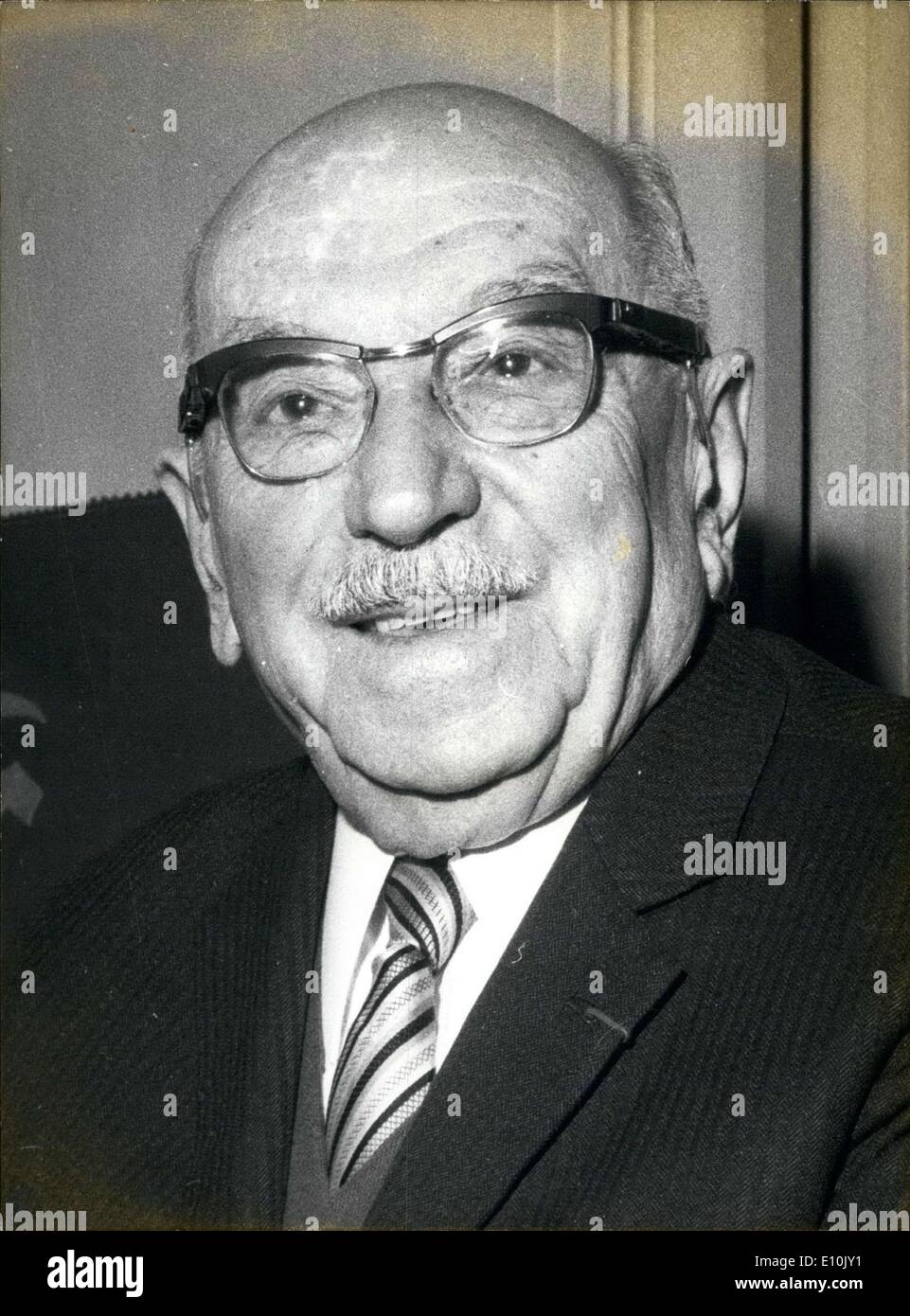 15. März 1973 - ist 84-j hrige Virgile Barel, eine kommunistische Vertreter, die am Sonntag in den Seealpen wiedergewählt wurde das älteste Mitglied der Assemblée nationale. Er wird eine Eröffnungsrede bei der ersten Sitzung der neuen Versammlung geben. Hier ist ein Porträt des Herrn Barel in seinem Haus. Stockfoto