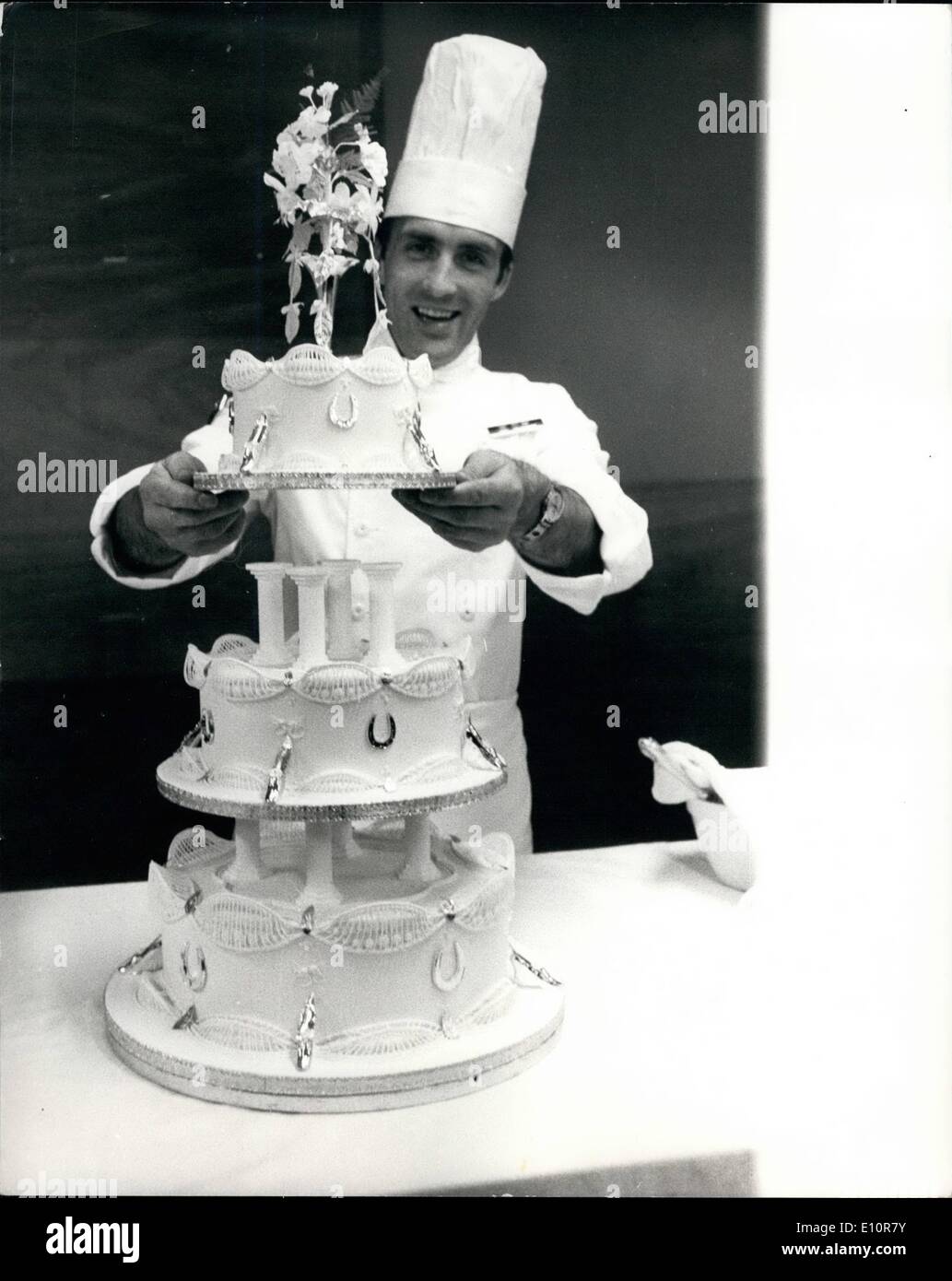 10. Oktober 1973 - der Armee-Schule um die königliche Hochzeitstorte machen Catering: The Catering Armeekorps in Aldershot verkünden mit Stockfoto