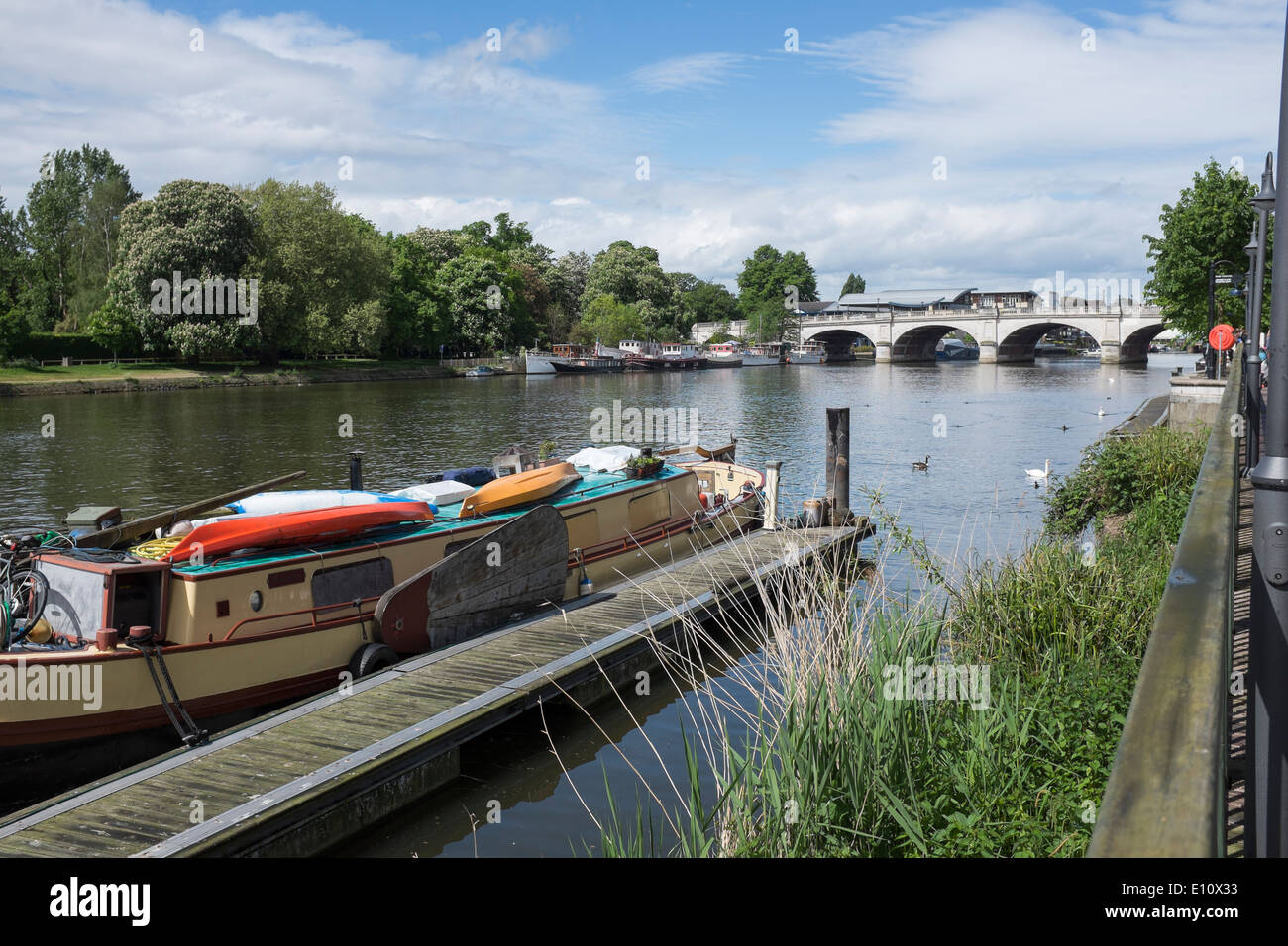 Themse bei Kingston Upon Thames, London Stockfoto