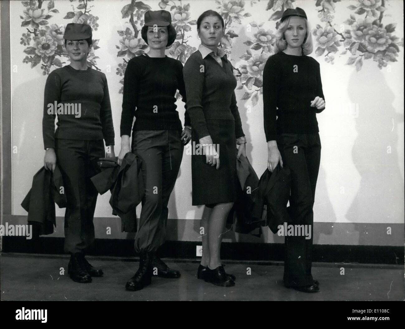 4. November 1974 - belgische königliche Armee Frauen-Soldaten Stockfoto