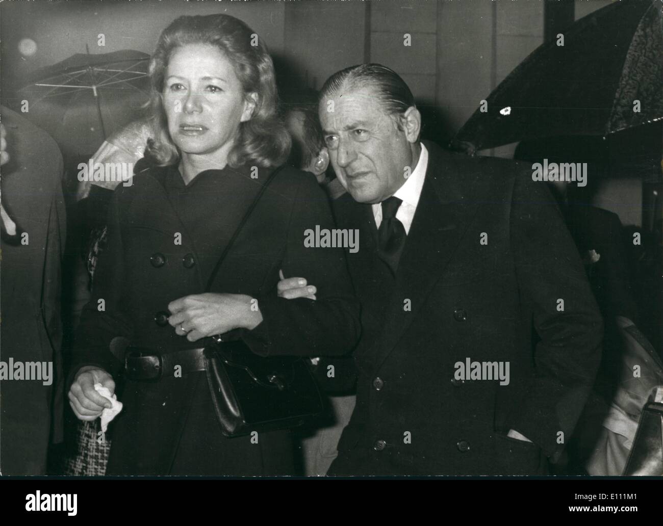 4. April 1975 - Stavros Niarchos und Tina Onassis. Stockfoto