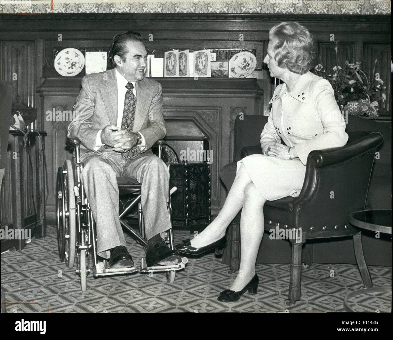 10. Oktober 1975 - trifft Gouverneur George Wallace Frau Margret Thatcher im House Of Commons. Gouverneur George Wallace von Alabama Stockfoto