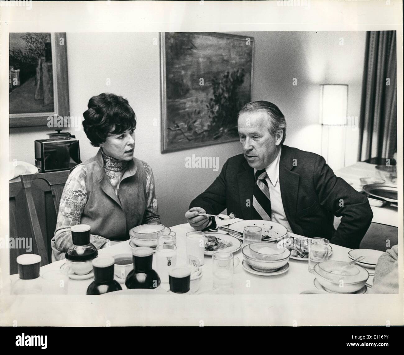 3. März 1976 - Bess Mayerson mit Henry Jackson (wen sie befürwortet) Lombardi Hotel NYC Stockfoto