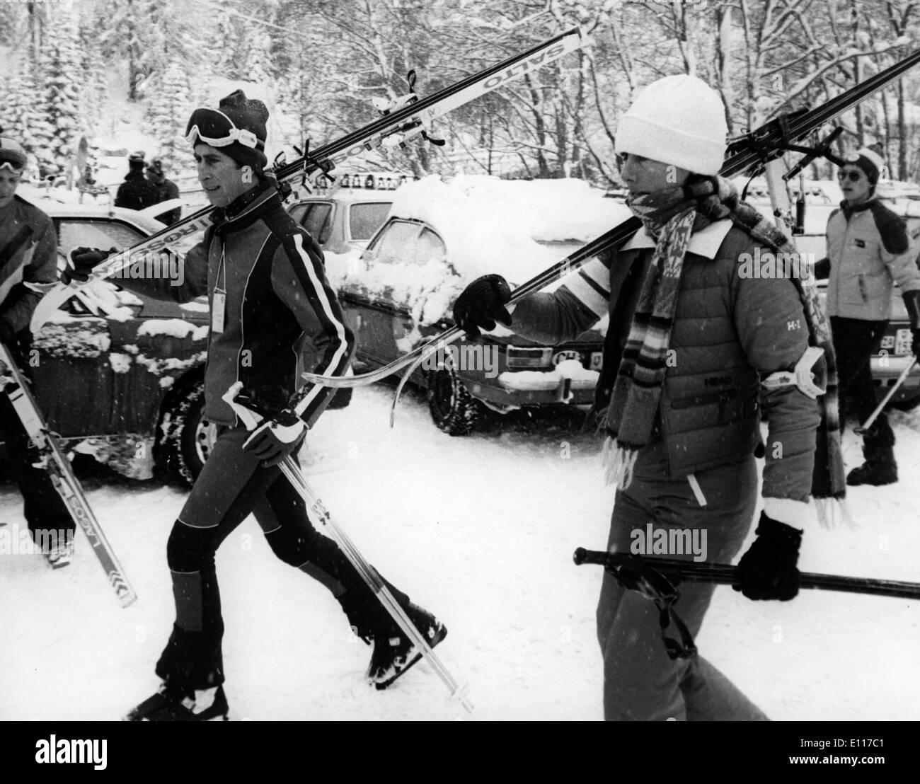 Prinz Charles und Lady Sarah McCroquodale ski Stockfoto