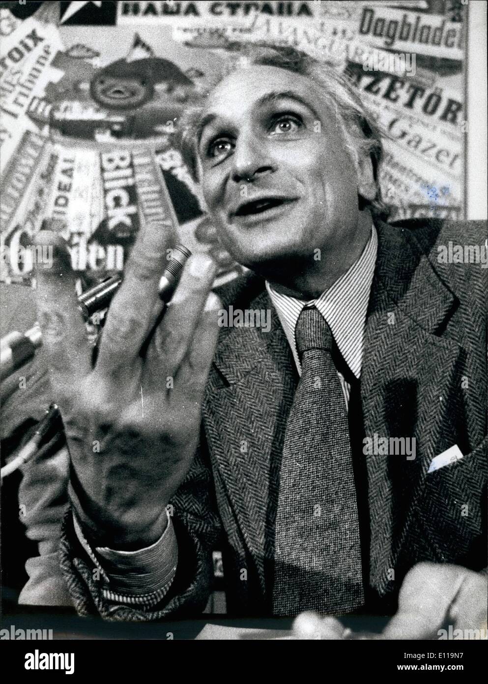 5. Mai 1976 - Rom: Der Führer der radikalen Partei, der Reporter Marco Pannella, die in der Mitte der zahlreichen Maßnahmen, wie Stockfoto