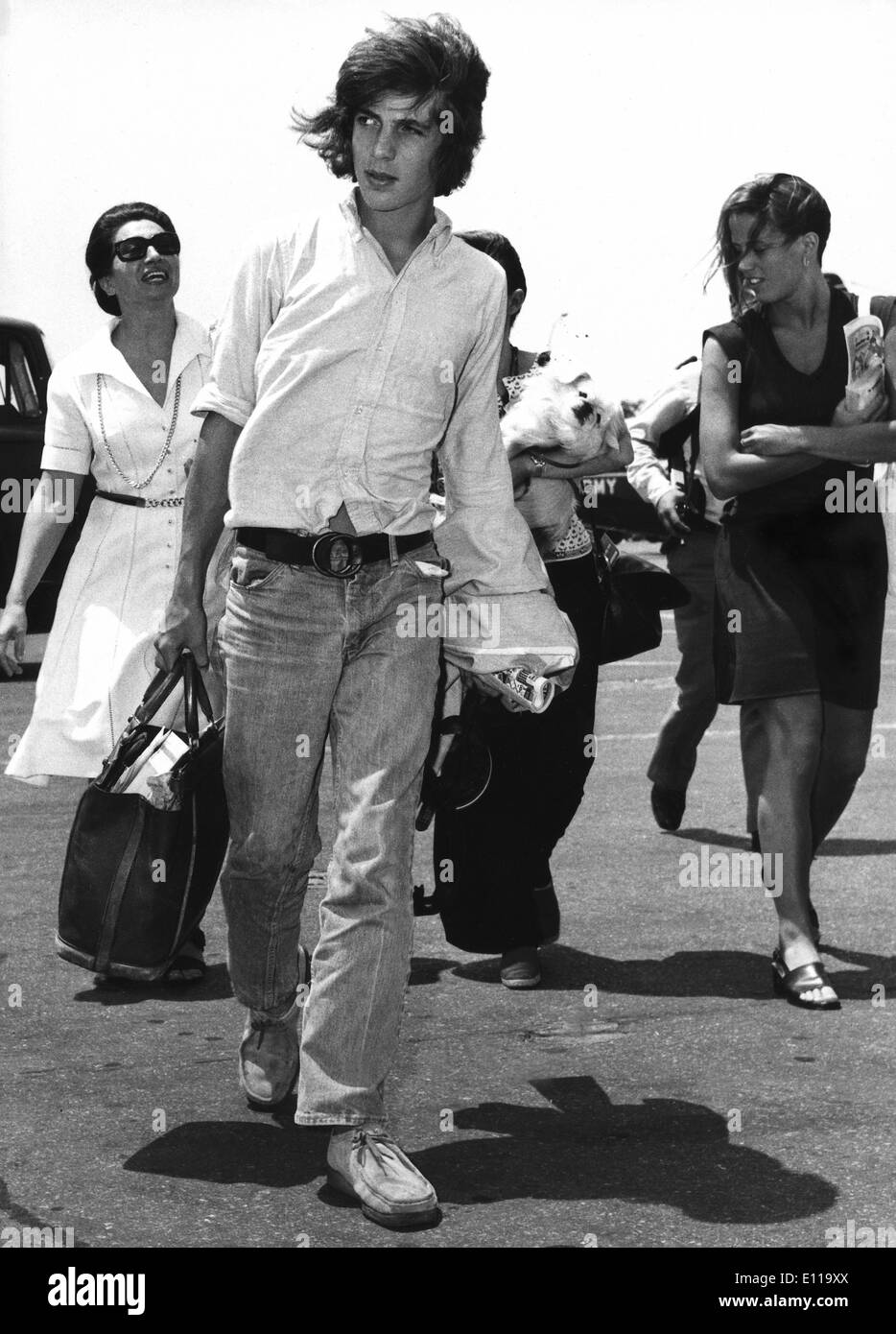 John Kennedy Jr. am Athen Flughafen Stockfoto