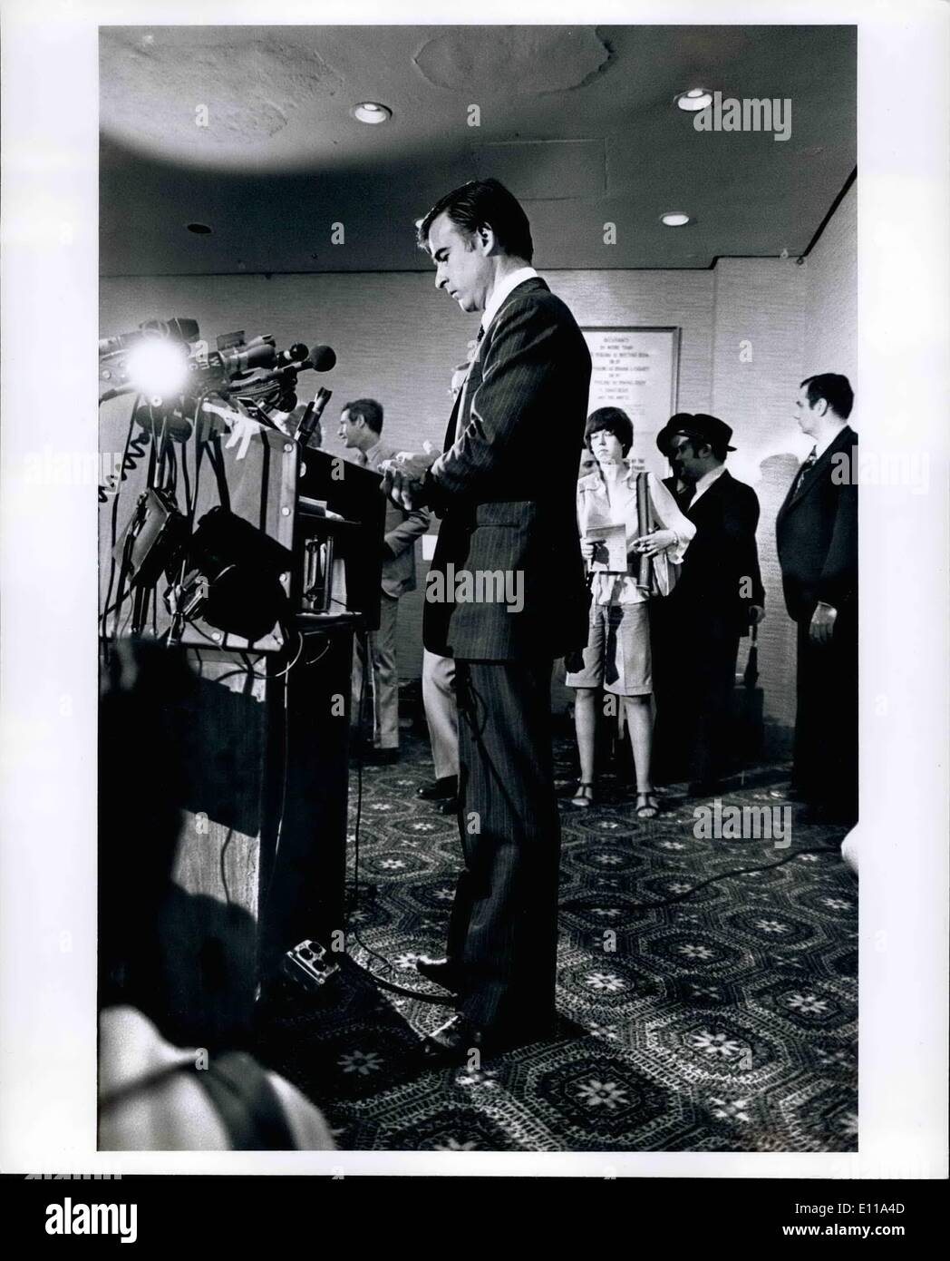 6. Juni 1976 - Delegierte der nationalen demokratischen Konvention Gouverneur Jerry Brown im Hilton New York, NY. Stockfoto