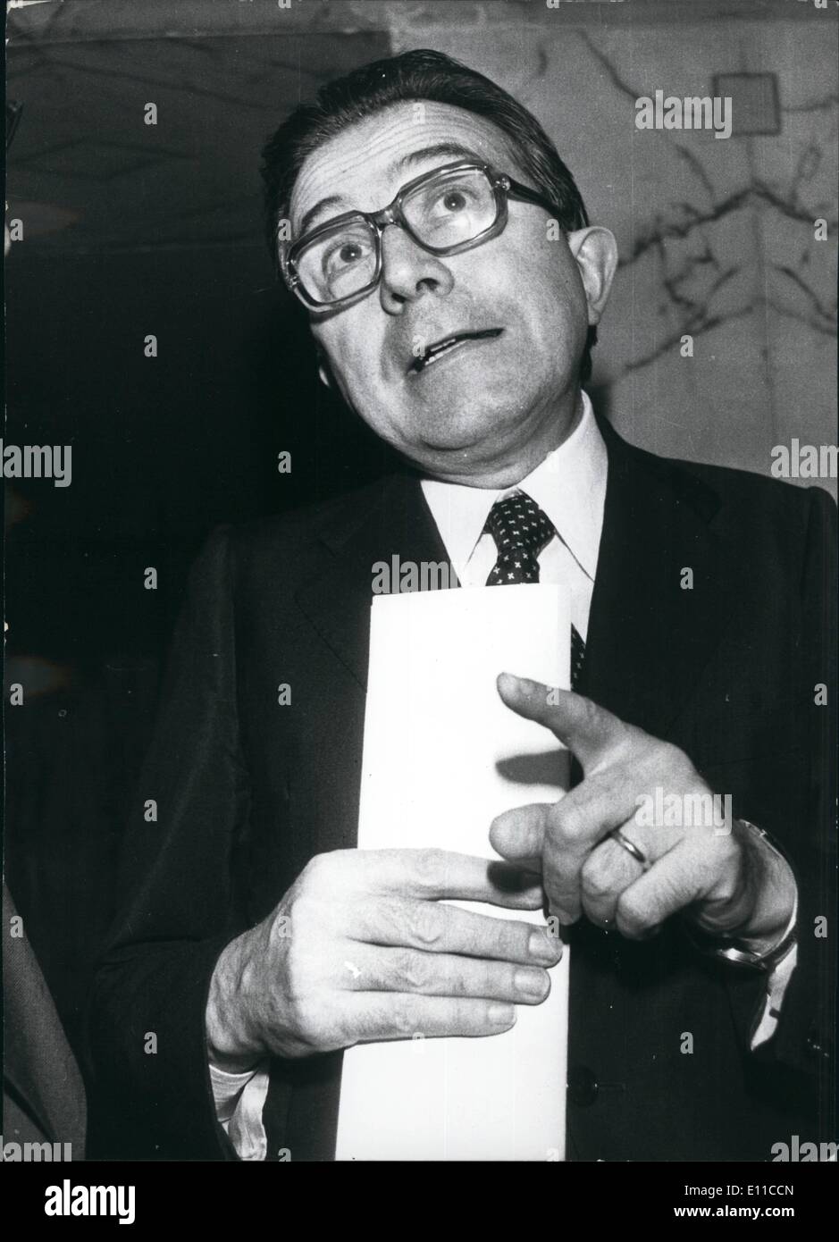 Sept. 09, 1976 - italienischen Ministerpräsidenten Giulio Andreotti, in Sitzung seiner Partei, der christlich-demokratischen Diskussion über die wirtschaftliche Situation in Italien gesehen. Stockfoto