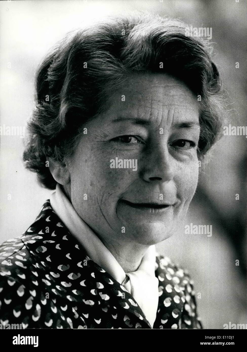 5. Mai 1977 - der höchste rang Swiss: eine Frau: Schweiz langjähriger war bekannt als ein Land, wo die Frauen mussten nicht in der Politik engagiert. Aber am Montag eine Frau vom Nationalrat, der schweizerischen Kammer der Abgeordneten, als Präsident des Parlaments gewählt. Es ist Frau Elizabeth Blunschy, Doktor der Rechte und der Schicht aus Schwyz (Zentralschweiz) Stockfoto