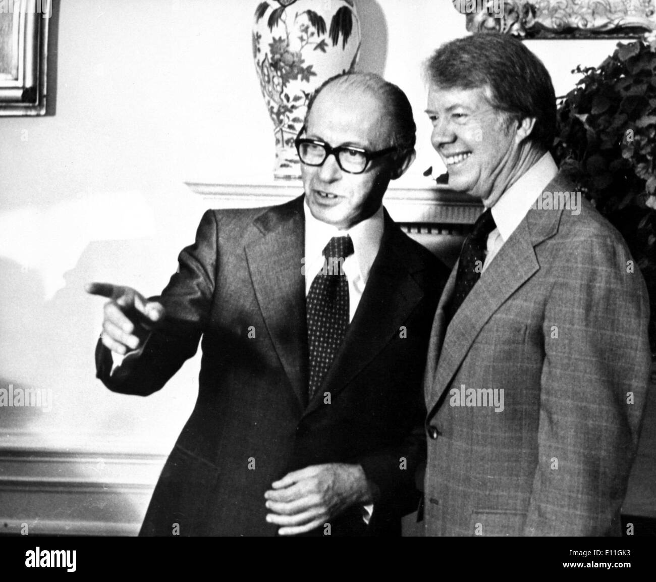 US-Präsident JIMMY CARTER und der israelische Ministerpräsident MENACHEM BEGIN während seines Besuchs im Weißen Haus Stockfoto