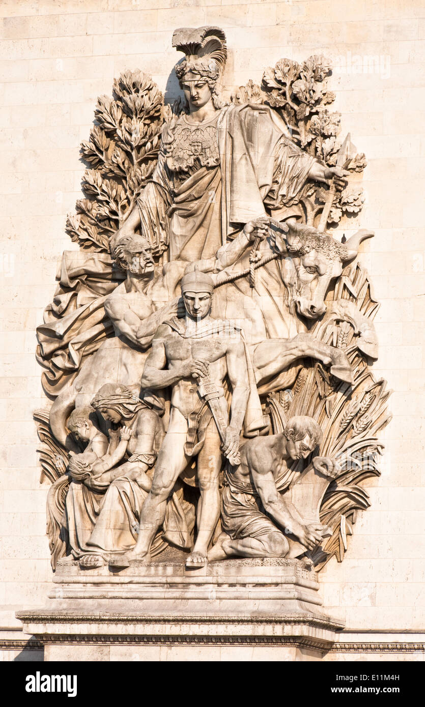 Statue am arc de triomphe Fotos und Bildmaterial in hoher Auflösung