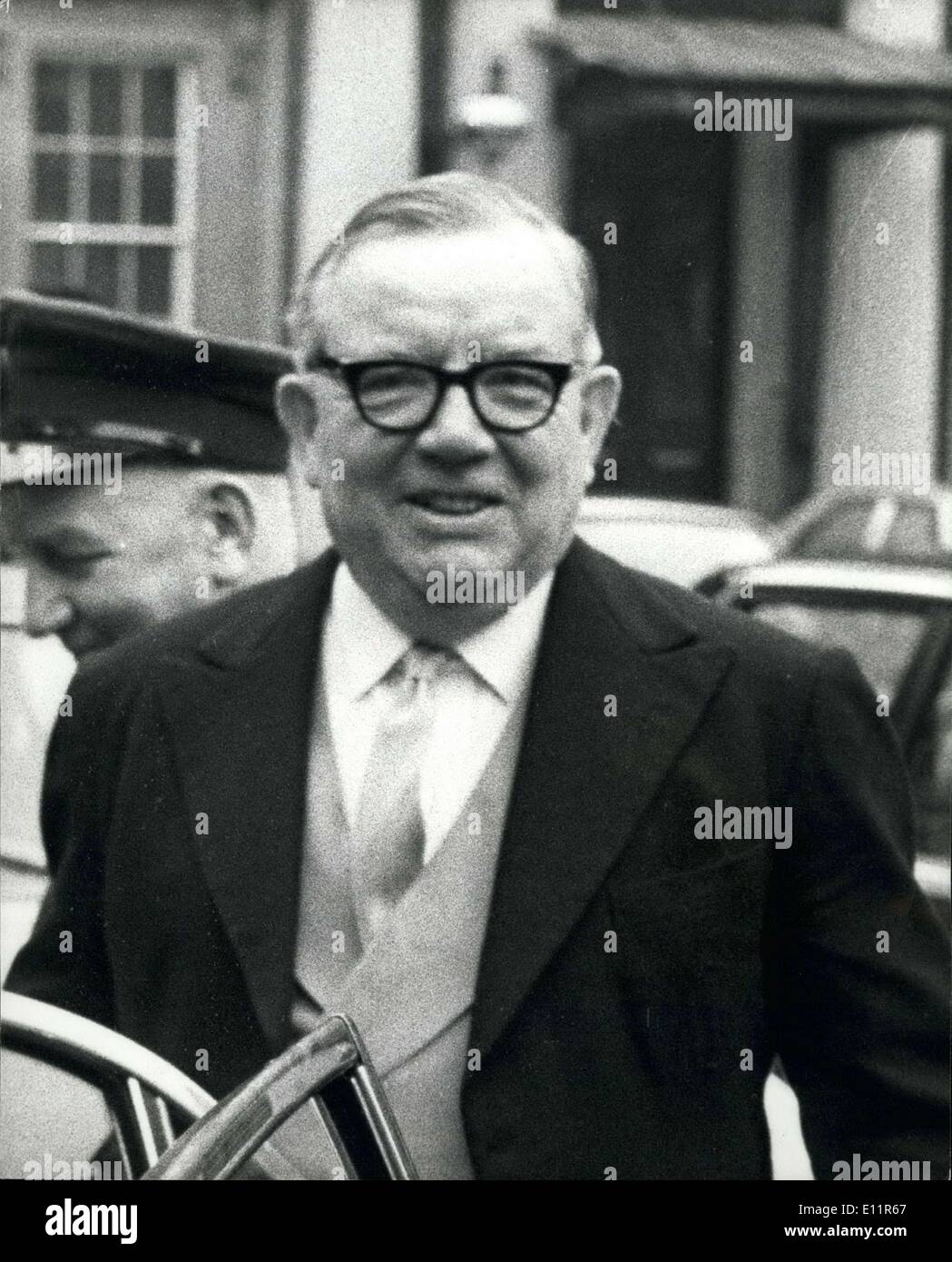 3. Oktober 1979 - ehemaliger Leiter der britischen Intelligenz Sir Maurice Oldfield nimmt auf der Ira: Sir Mauice Oldfield, 65, der ehemaligen Stockfoto