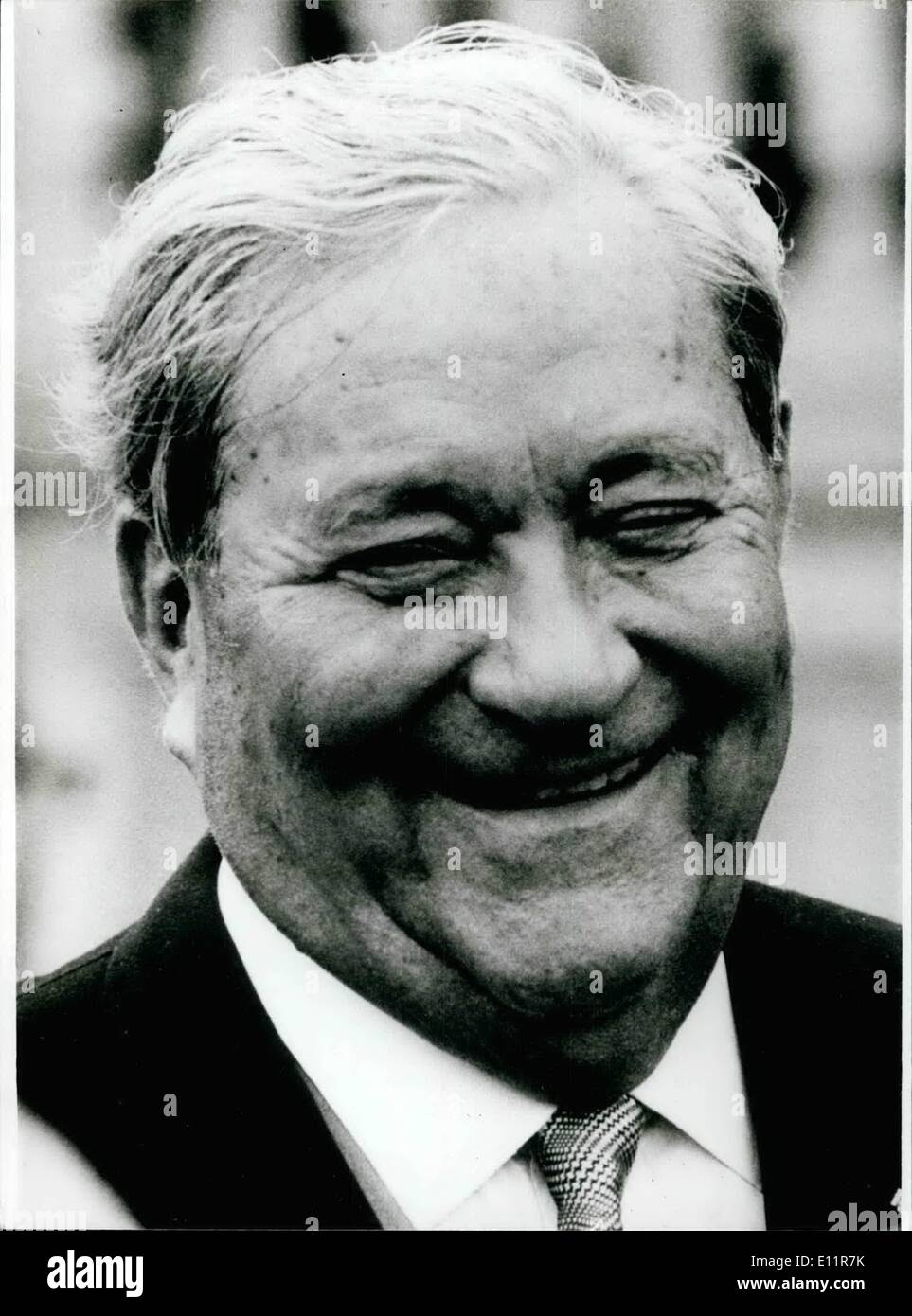 12. Dezember 1979 - Prof. Carlo Schimdt gestorben.: Prof. Carlo Schmidt (Prof. Carlo Schmidt, Bild) starb am 11. Dezember 1979, nach der Rückkehr aus dem Parteitag von Westdeutschland Sozialdemokratische Partei (SPD) in Berlin, auf dem Grund auf einer Influenza. Am 3. Dezember 1896 in Perpignan/Frankreich geboren, wurde er Rechtsanwalt und ein Richter nach Beendigung der Universität. Danach war er Dozent am Kaiser-Wilhelm-Instituts für ausländisches Recht und Ethnologie in Berlin. 1929 habilitierte er an der Universität von Tuebbingan/West-Deutschland an der juristischen Fakultät. Nach dem zweiten Weltkrieg Stockfoto