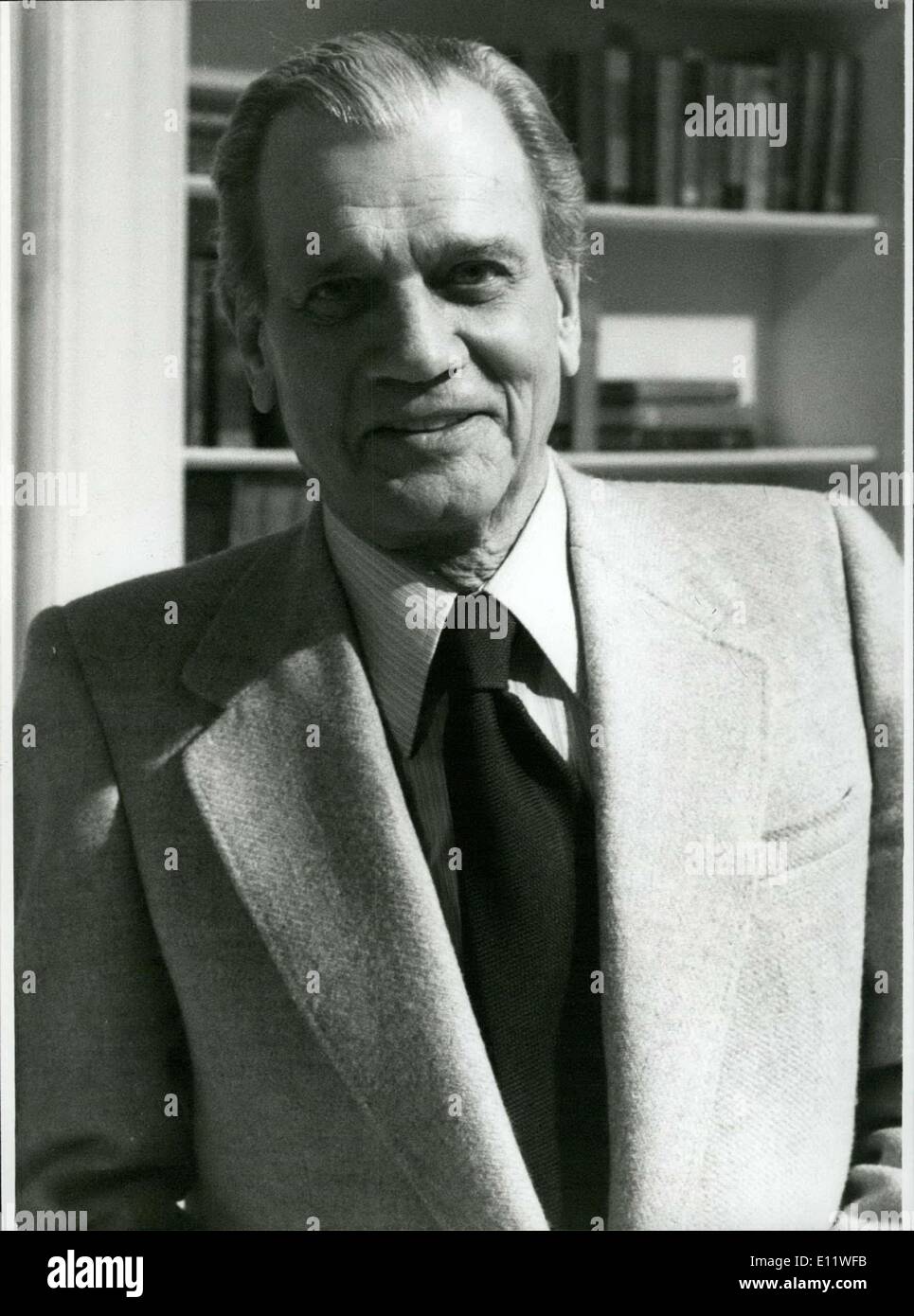 75 geburtstag joseph cotten Fotos und Bildmaterial in hoher Auflösung