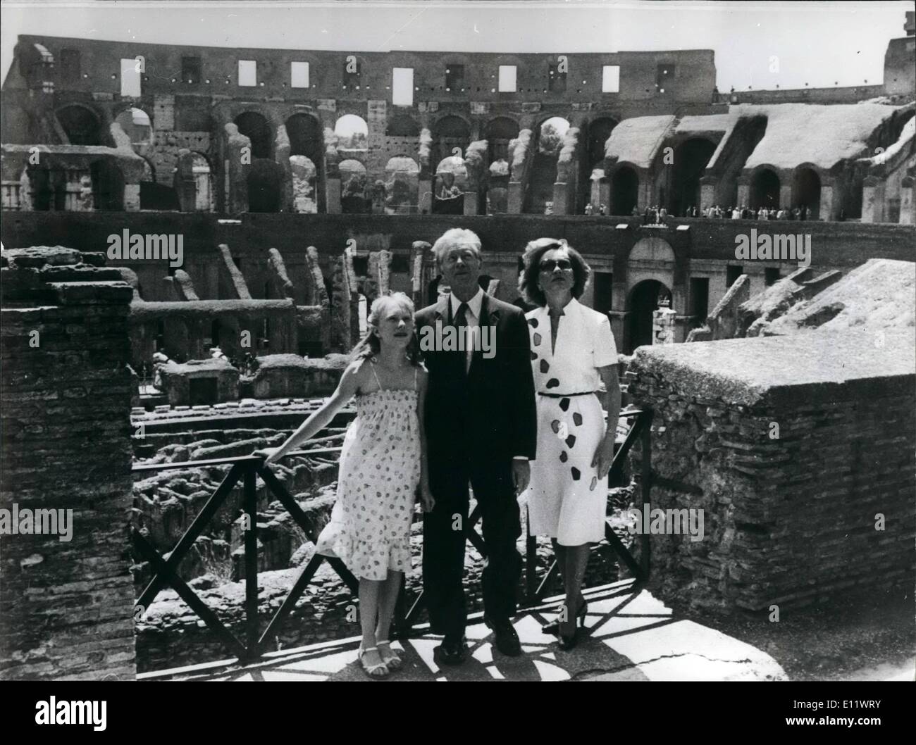 6. Juni 1980 - Präsident Carter Sightseeing In Rom-Präsident Carter in Rom das Kolosseum mit seiner Frau Rosalyn und seine 12 jährige Tochter Amy besuchte. Später ging er nach Venedig für den Western European Summit auf. Stockfoto