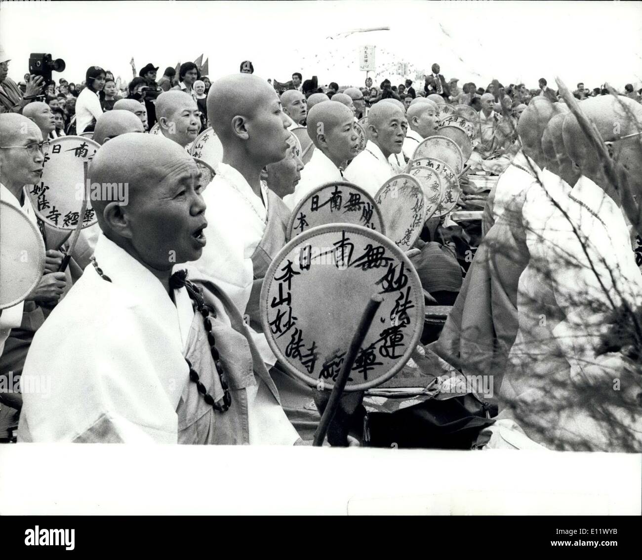 Sept. 22, 1980 - Eröffnung von Peace Pagoda in Milton Keynes: Mönche des Japan Buddha Sangha, die Teilnahme an der Einweihung Stockfoto