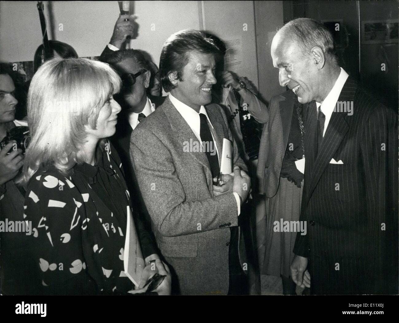 2. Oktober 1980 - trafen sich der Präsident und diese beiden berühmten Schauspielern auf der Champs-Elysees-Palast wo der Präsident eine Ausstellung über die Jacques-Henri Lartigues Fotografie eröffnet wurde. Stockfoto