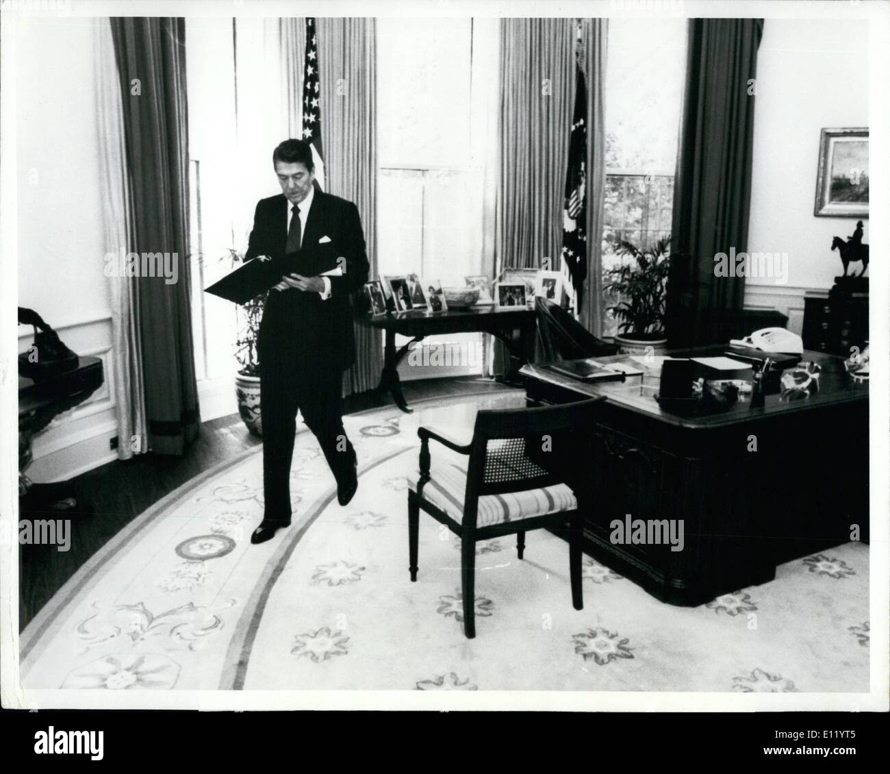 Ronald reagan oval office press -Fotos und -Bildmaterial in hoher ...