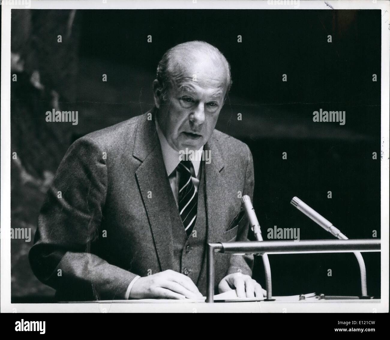 Sept. 09, 1982 - der United States Secretary Of State, George P. Schultz, adressiert die 37. Sitzung der UN General Assembly heute In New York. Foto zeigt Sekretär Schultz während seiner Speach Stockfoto