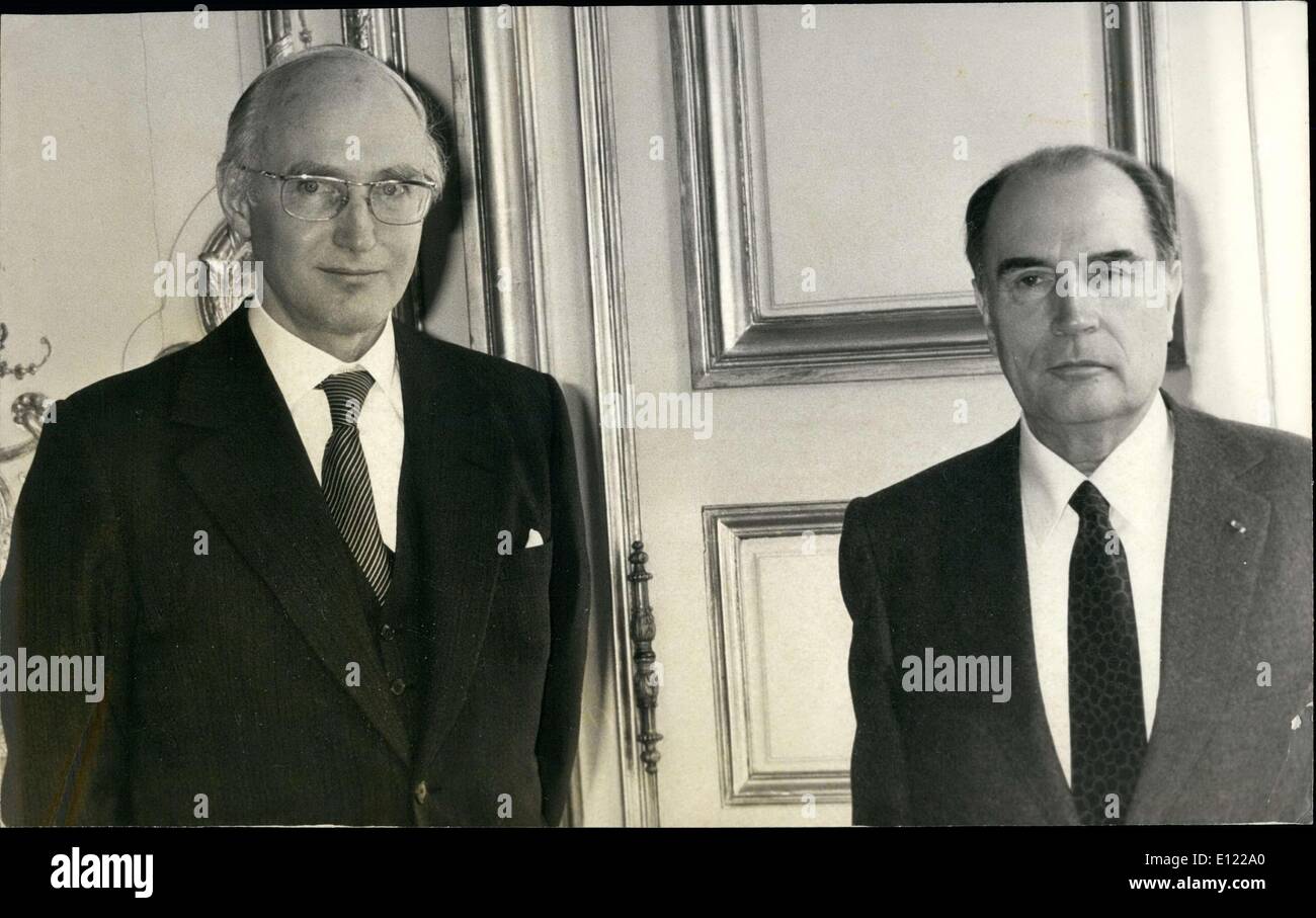 25. März 1982 - Titel nach Sir John Fretwell Botschafter Großbritannien APRESS. Stockfoto