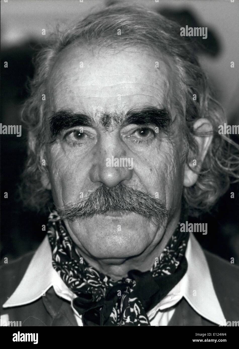 2. Februar 1991 - Schweizer Bildhauer Jean Tinguely starb: Datei Foto 1990 der Schweizer Bildhauer Jean Tinguely. Tinguely, war einer der ersten Bewegung in die Wundertätigkeit, gestorben 30. August im Alter von 66 einer Hirnblutung im Krankenhaus in Bern. Stockfoto