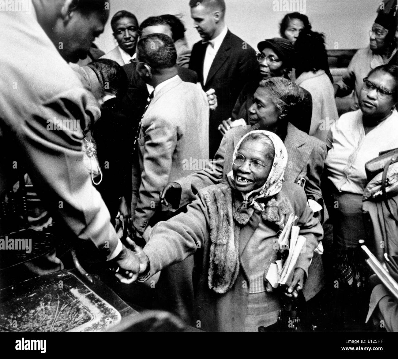 2. Januar 2005; New York, NY, USA; Datei-Foto. Datum unbekannt Reverend MARTIN LUTHER KING JR. links... Stockfoto