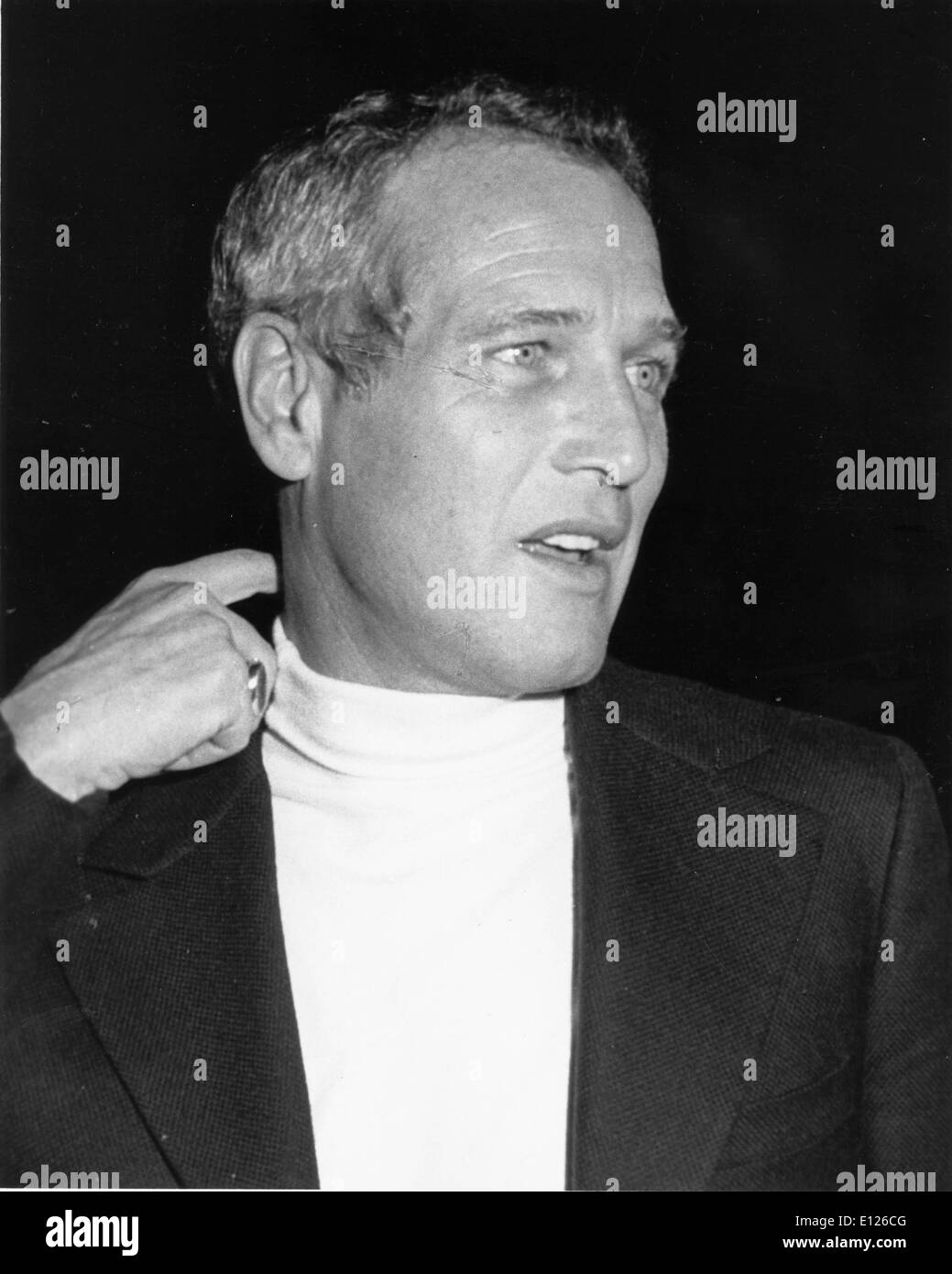 27. September 2008 - Westport, Connecticut - PAUL NEWMAN (26. Januar 1925 - 26. September 2008), der legendäre Filmstar und respektlose kulturelle Ikone, ein Modell Philanthropie angeheizt durch Gewinne aus einem Salat-Dressing, das wurde fast so berühmt erstellt wie er war, gestorben. Er war 83. Newman starb am Freitag in seinem Haus in der Nähe von Westport, Connecticut, nach einem langen Kampf mit dem Krebs, Publizist Jeff Sanderson sagte. Im Bild - 2. Januar 2007; Los Angeles, Kalifornien, USA; Schauspieler PAUL LEONARD NEWMAN (Bild Kredit: KEYSTONE Bilder USA/ZUMAPRESS.com) Stockfoto