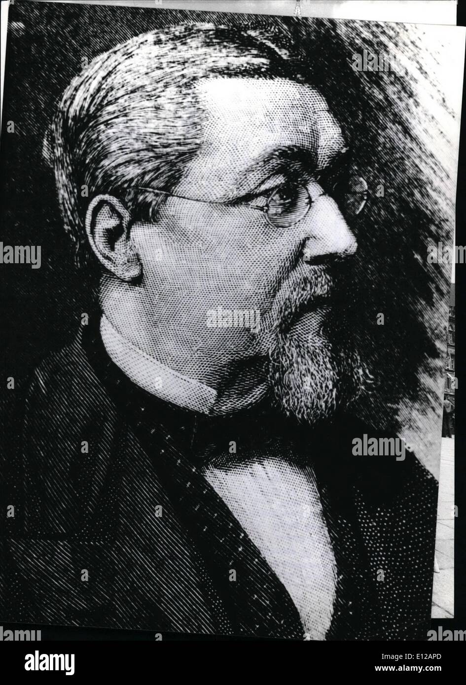 9. Dezember 2011 - wird der Oberbürgermeister von München, Hans Jochen Vogel am 30. Juni in den Ruhestand. Hans-Jochen Vogel sieht man einige Rast bei der Marionplatz vor dem Rathaus München, wo er über seine Funktionen an seinen Nachfolger Georg Kronavitter am 30. Juni umgeblättert werden. Hans-Jochen Vogel, der seit 12 Jahren der Oberbürgermeister ist Vorsitzender der Bayerischen SPD und werden in Zukunft aktiv in der Politik des Landes. Keystone-West-Deutschland 27.06.72 Stockfoto