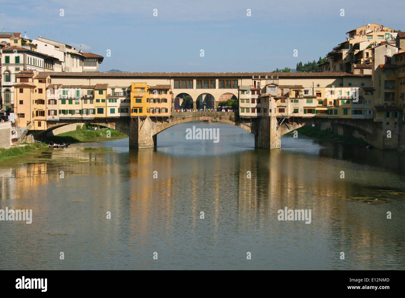 Ponte Vecchio über den Arno, Florenz, Italien. Stockfoto