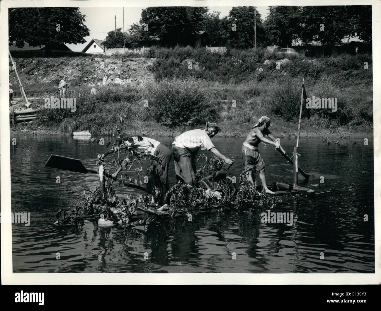 Piraten Sie 26. Februar 2012 - kämpfen an Salzach. Die '' des Seemanns Gilde '' Laufen und Oberndorf, die zwei Seeleute Städte an der Stockfoto