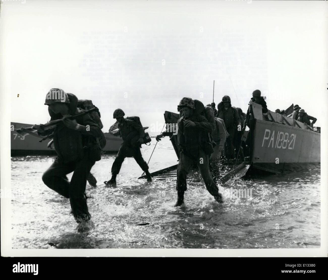 26. Februar 2012 - Sechste Flotte US-Marines des zweiten Bataillons (reimforced) machte einen Angriff Landung auf der Gallipoli Pennisula der Türkei 12 April im Rahmen der NATO-Übung  Pivot die dreitägige Übung beteiligt Land, See-und Luftstreitkräfte der Türkei, Großbritannien und den Vereinigten Staaten. Kapitän Bosch sos Jr. USN war das Kommando der amphibischen Task Force. Lieutnant Oberst A. I. Lean,  hat das 1800 Mann erzwungene Bataillon compa, das die Marine-Landestreitkräfte singt, unter der Leitung von Oberst A. I. Le Stockfoto