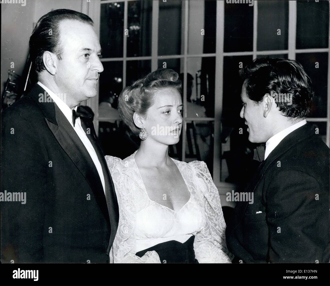 29. Februar 2012 - Harry Crocker, Betty Davis & John Garfield Stockfoto