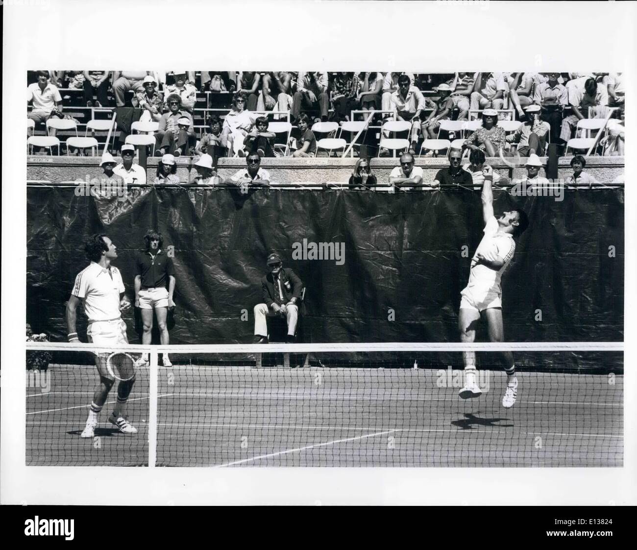 29. Februar 2012 - öffnen Sie Tom Okker und Marty Reissen, US-Herren Doppel-Sieger, Forest Hills 1976. Stockfoto