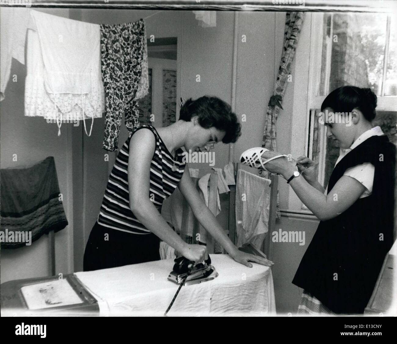 2. März 2012 - 17 & 18 Schüler in die Waschräume Stockfoto